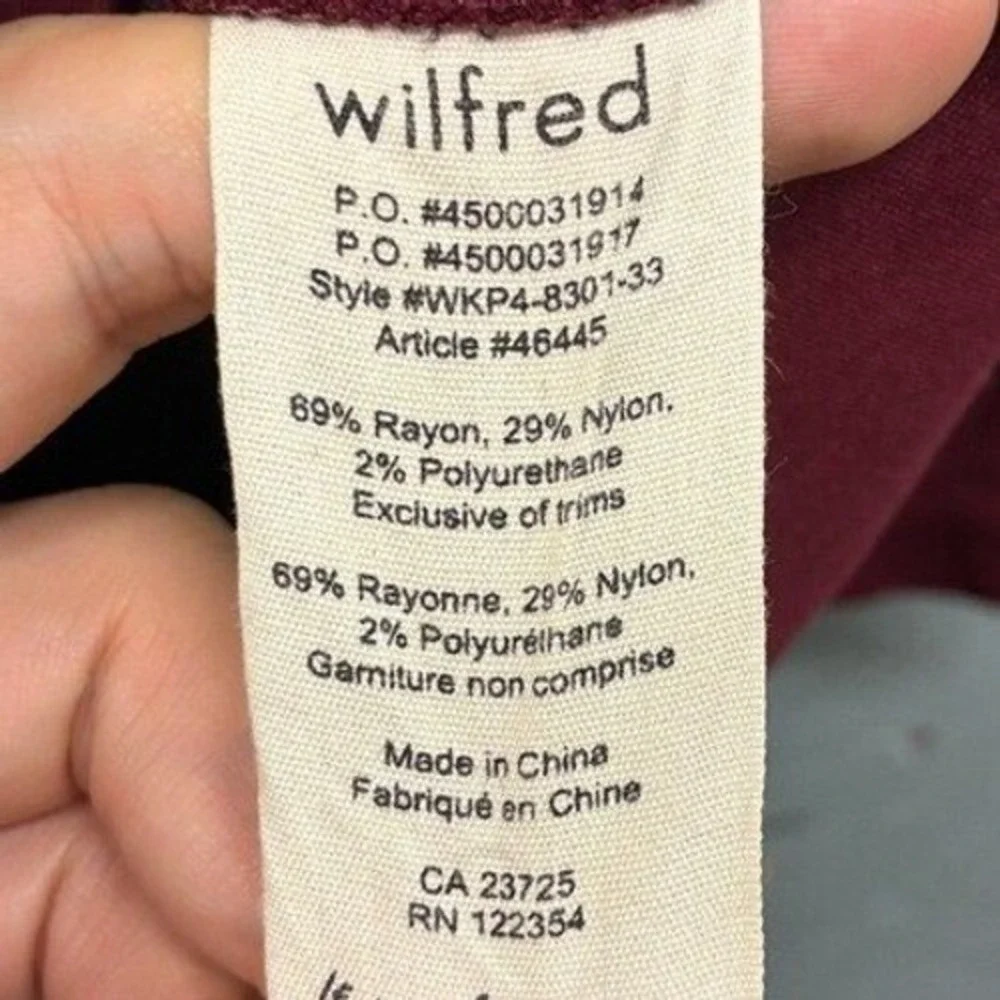 Wilfred Aritzia Pleated Fit Flare Mini Dress Womens 2 Burgundy Red Long Sleeve